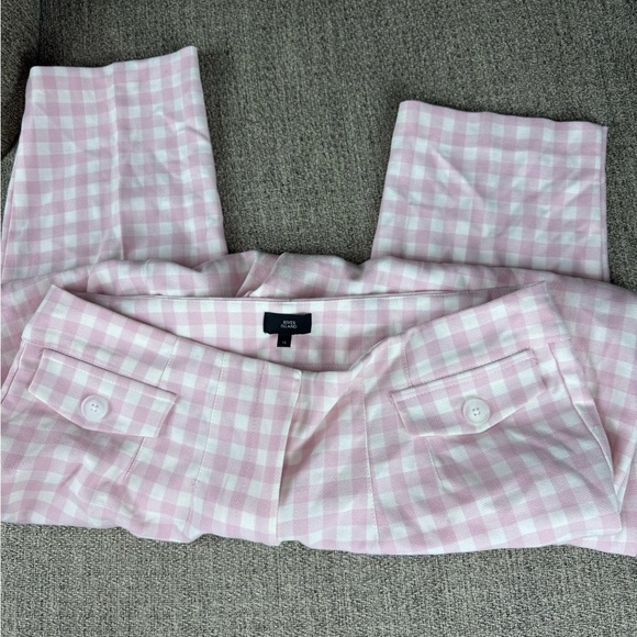 Box With Clothes Brands Like Pretty Little Thing, Boohoo And River Island. - Picture 4 of 7